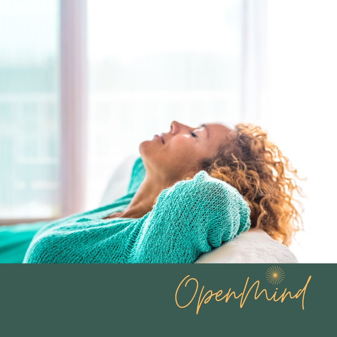 Sleek and Neutral Spa Business Facebook Ad (Publication Facebook (carré)) (1) programme lacher prise sophrologie 5 séances meximieux
